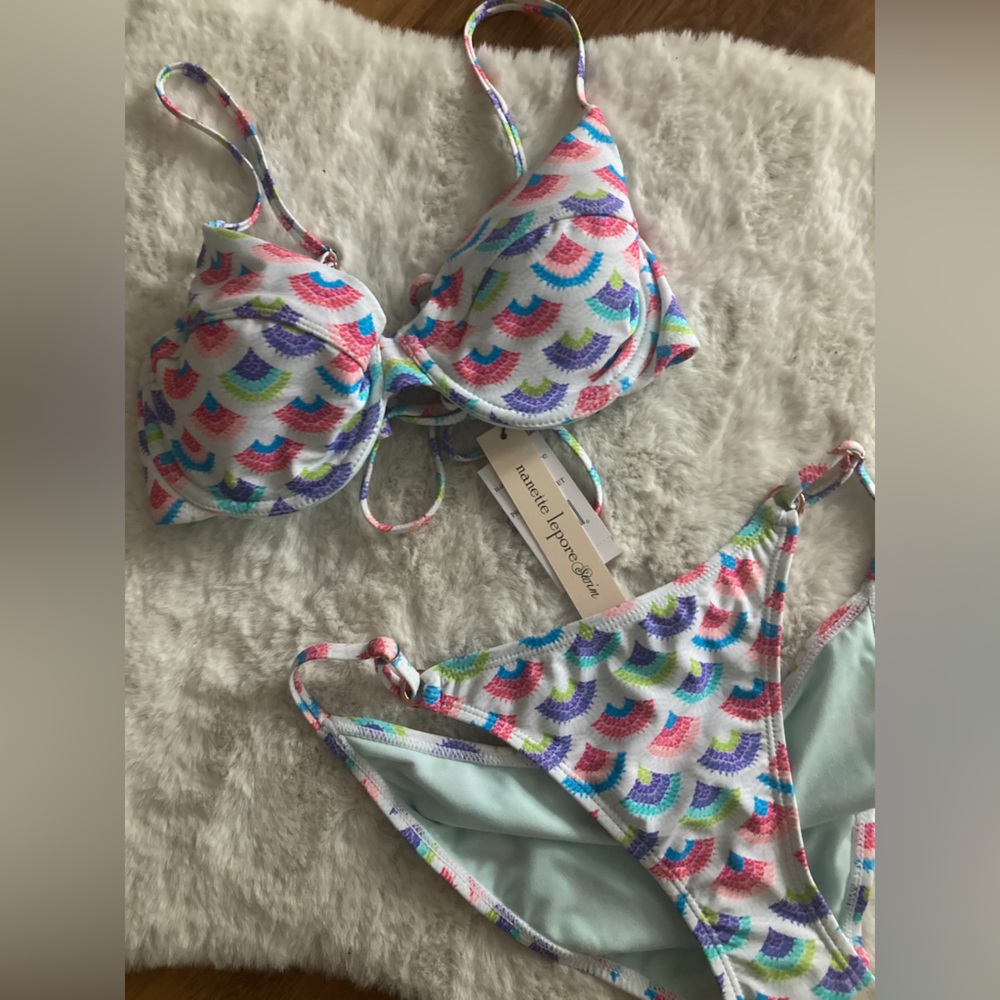 Nanette lepore bikini swimsuit size 6 new lace up back
